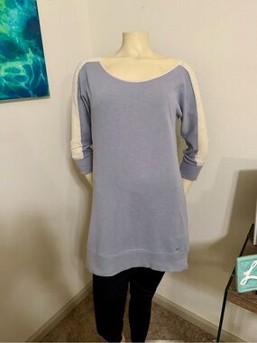 Worn Once! Victoria’s Secret Periwinkle and Cream Long Sleeve Tunic Top!